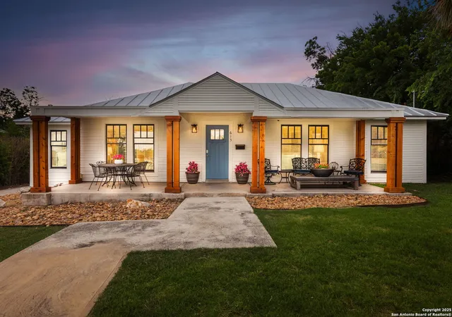 1st image of 615 Hays, San Antonio, TX 78202 | MLS# 1860706