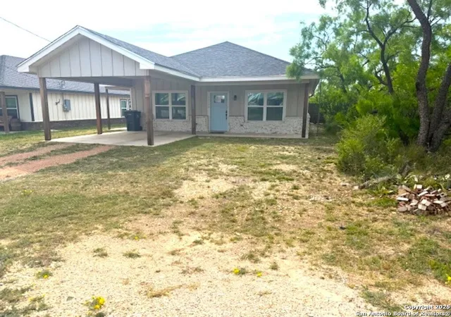 Photo 2 of Single family home for sale at 11175 Houston St, Carlsbad, TX 76934 | MLS# 1860721 | Listing updated on 2025-05-04