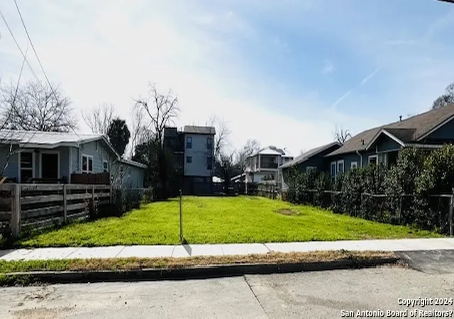Photo 4 of Land for sale at 244 E French Pl, San Antonio, TX 78212 | MLS# 1860741 | Listing updated on 2025-10-16