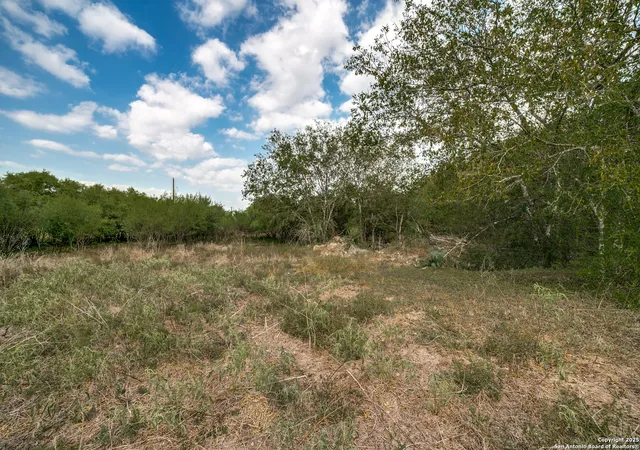 5th image of 4660 W Military, San Antonio, TX 78242 | MLS# 1860799