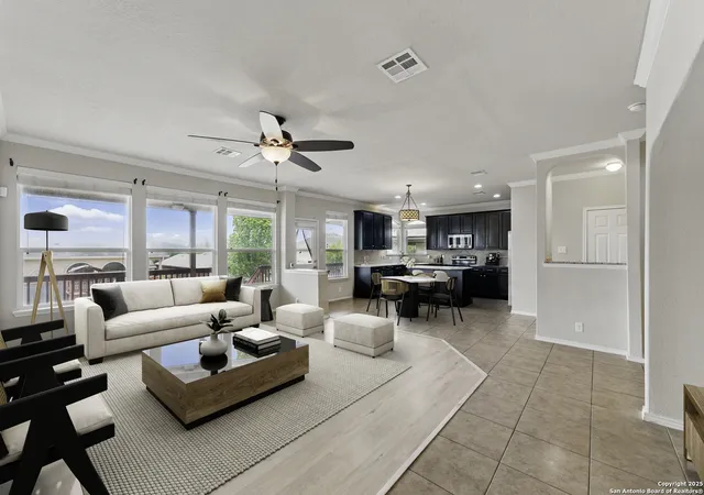 Photo 3 of Single family home for sale at 229 Kensington, Cibolo, TX 78108 | MLS# 1860849 | Listing updated on 2025-07-10