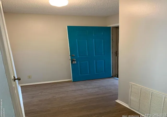 5th image of 4212 Medical Dr, San Antonio, TX 78229