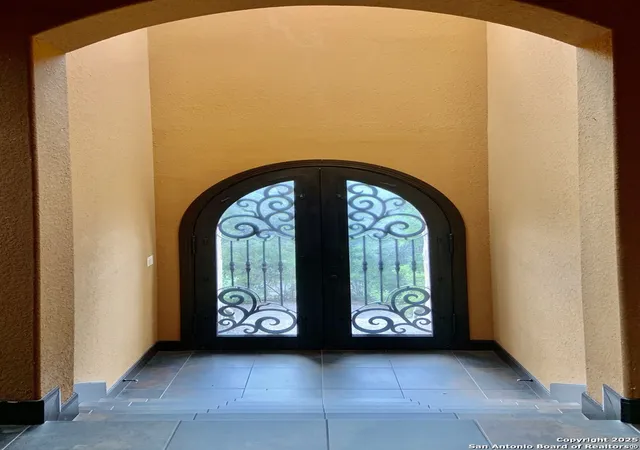 Photo 3 of Single family home for sale at 19940 Scenic Loop Road, Helotes, TX 78023 | MLS# 1860926 | Listing updated on 2026-04-27