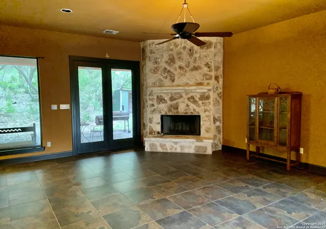 Photo 4 of Single family home for sale at 19940 Scenic Loop Road, Helotes, TX 78023 | MLS# 1860926 | Listing updated on 2026-04-27