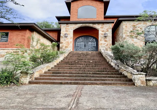 Photo 2 of Single family home for sale at 19940 Scenic Loop Road, Helotes, TX 78023 | MLS# 1860926 | Listing updated on 2026-04-27