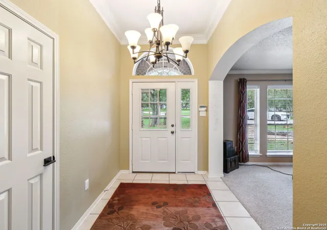 Photo 4 of Single family home for sale at 154 Elk Rdg, Canyon Lake, TX 78133 | MLS# 1861029 | Listing updated on 2025-08-28