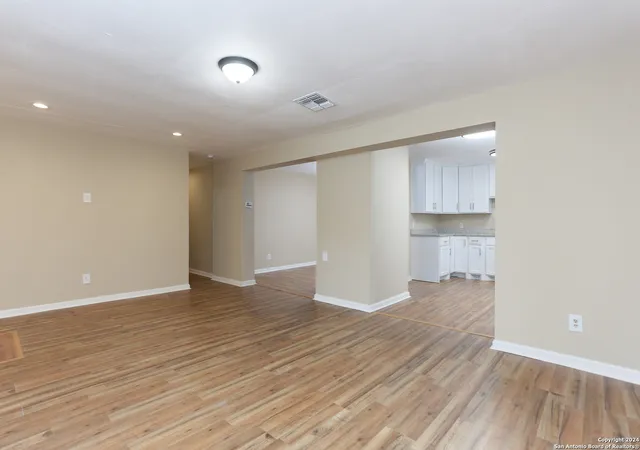 Photo 4 of Sale Pending at 2623 Irwin, San Antonio, TX 78222 | MLS# 1861030 | Listing updated on 2025-07-31