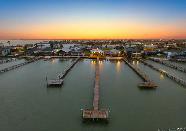 Photo 2 of Sale Pending at 672 Copano Ridge Rd, Rockport, TX 78382 | MLS# 1861064 | Listing updated on 2025-10-08
