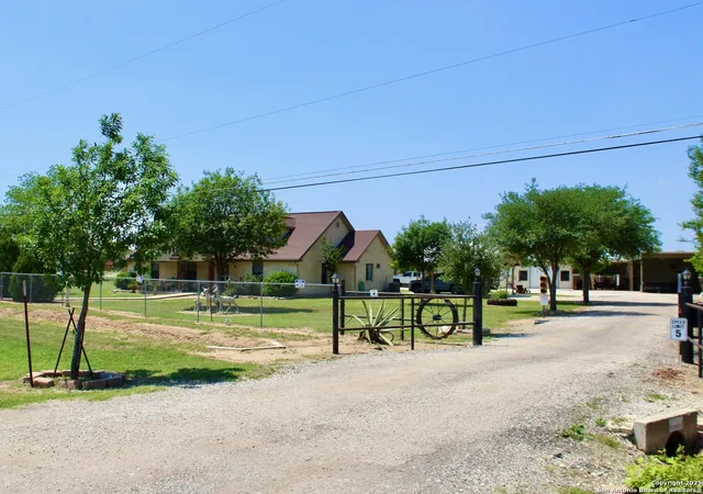 Photo 2 of Single family home for sale at 12365 Rudolph Rd Unit 3, Atascosa, TX 78002 | MLS# 1861090 | Listing updated on 2026-04-06