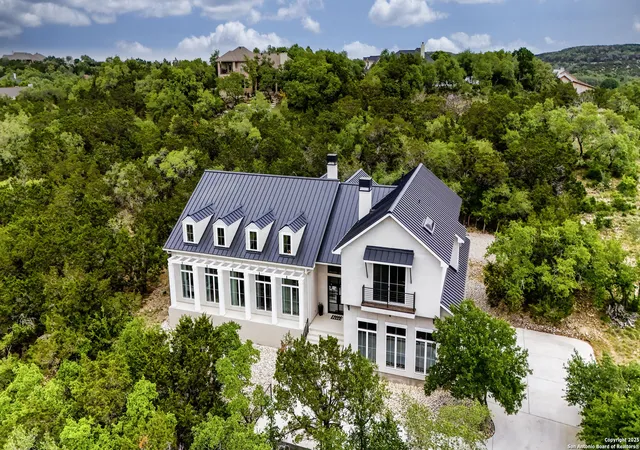 Photo 4 of Single family home for sale at 321 Bentwood Dr, Spring Branch, TX 78070 | MLS# 1861094 | Listing updated on 2026-05-13
