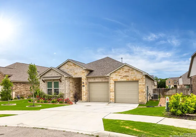 Photo 3 of Sale Pending at 116 Cheslyn, Boerne, TX 78006 | MLS# 1861406 | Listing updated on 2025-09-09