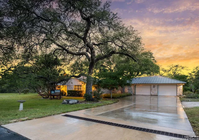 Photo 2 of Sale Pending at 276 Eden Ranch, Canyon Lake, TX 78133 | MLS# 1861411 | Listing updated on 2026-02-06