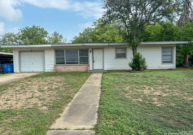 Photo 2 of Single family home for sale at 319 Hialeah, San Antonio, TX 78218 | MLS# 1861508 | Listing updated on 2025-05-06