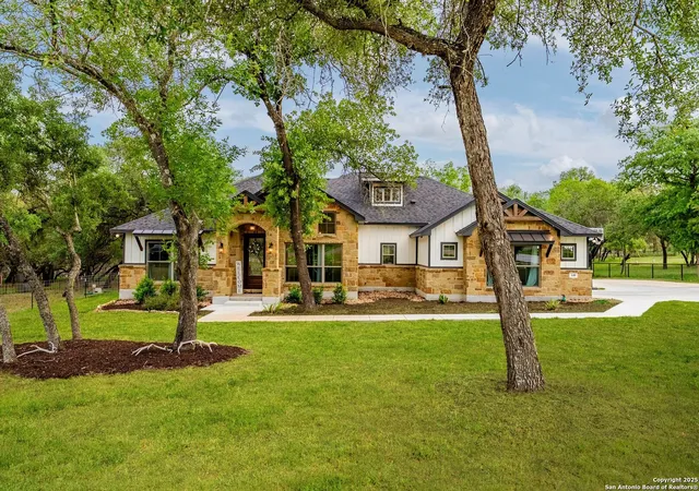 3rd image of 140 Wood Valley Dr, Adkins, TX 78101 | MLS# 1861551
