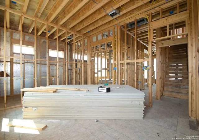 Photo 3 of House for sale at 219 Utah St, San Antonio, TX 78210 | MLS# 1861688 | Listing updated on 2025-11-22