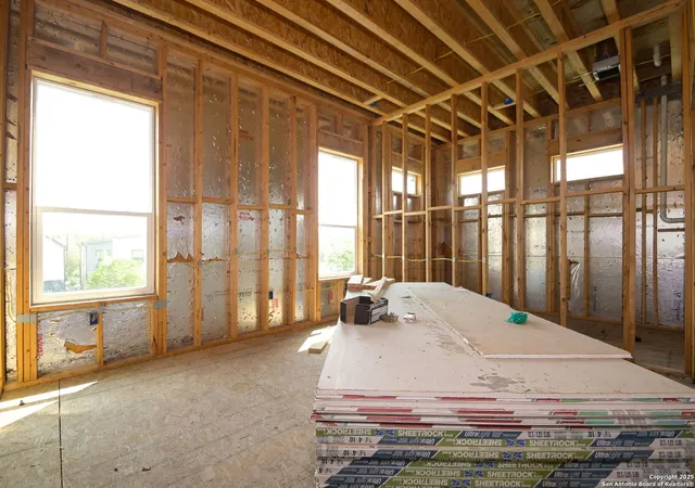 Photo 4 of House for sale at 219 Utah St, San Antonio, TX 78210 | MLS# 1861688 | Listing updated on 2025-11-22