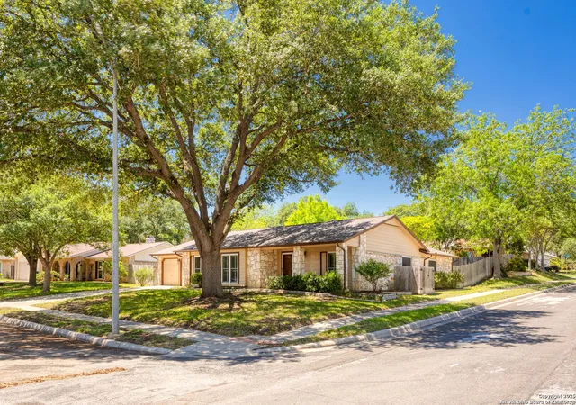 Photo 1 of Sale Pending at 5919 Pineway, San Antonio, TX 78247 | MLS# 1861716 | Listing updated on 2025-08-14