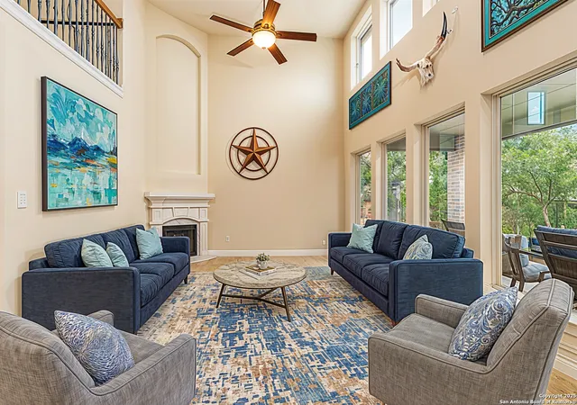 Photo 3 of Sale Pending at 618 Oak Brk, New Braunfels, TX 78132 | MLS# 1861734 | Listing updated on 2025-10-31