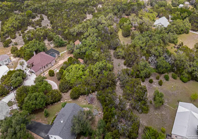 Photo 2 of Sale Pending at 150 Native Pecan, Canyon Lake, TX 78133 | MLS# 1861763 | Listing updated on 2025-10-15