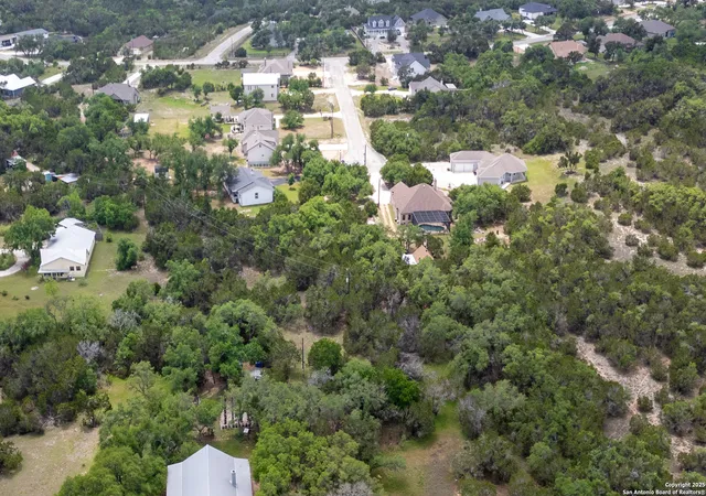 Photo 4 of Sale Pending at 150 Native Pecan, Canyon Lake, TX 78133 | MLS# 1861763 | Listing updated on 2025-10-15