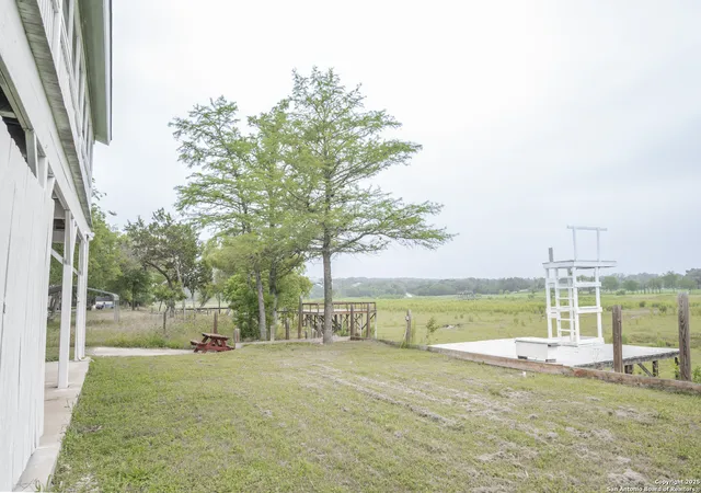 5th image of 352 Longhorn Dr, Bandera, TX 78003 | MLS# 1861822