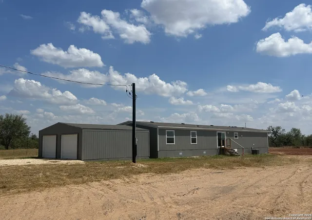Photo 3 of Sale Pending at 1192 County Rd 329, Floresville, TX 78114 | MLS# 1861858 | Listing updated on 2026-01-20