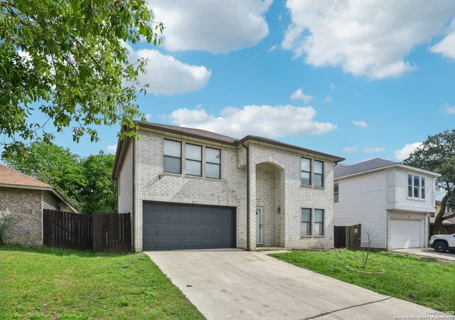 Photo 3 of Sale Pending at 2717 Westover, San Antonio, TX 78251 | MLS# 1861991 | Listing updated on 2026-02-27