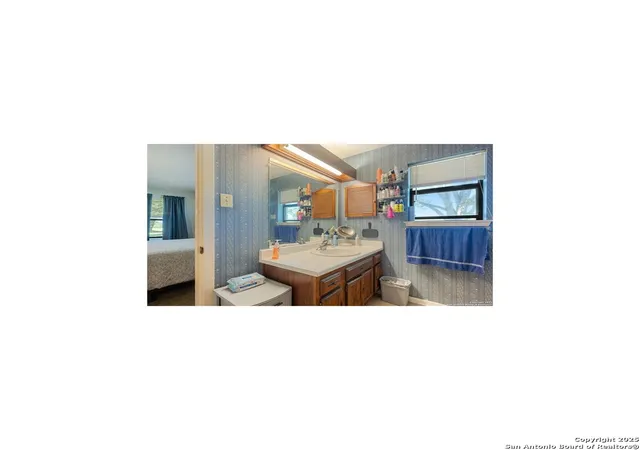Photo 3 of Sale Pending at 342 Turner, Pleasanton, TX 78064 | MLS# 1862004 | Listing updated on 2025-09-15
