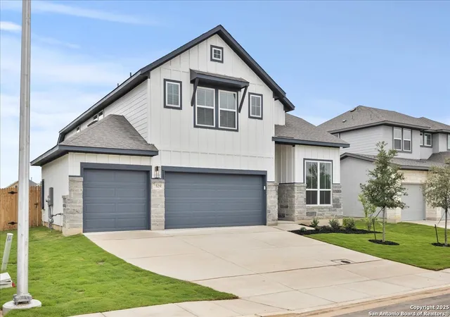 2nd image of 529 Canyon Live Oak, Seguin, TX 78155 | MLS# 1862066