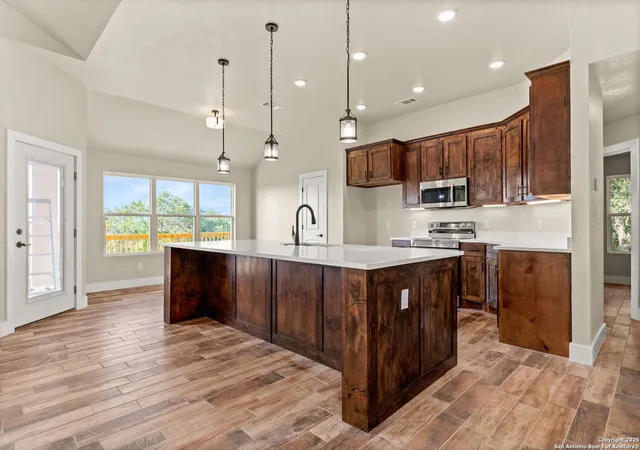 Photo 3 of Single family home for sale at 1239 Hallmark, Canyon Lake, TX 78133 | MLS# 1862189 | Listing updated on 2025-05-10