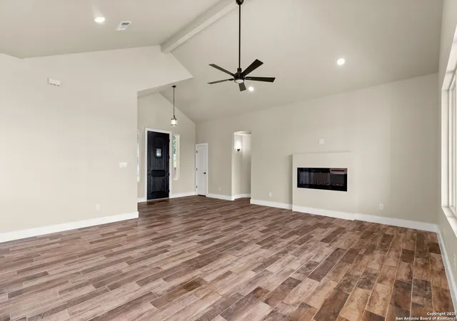 Photo 2 of Single family home for sale at 1239 Hallmark, Canyon Lake, TX 78133 | MLS# 1862189 | Listing updated on 2025-05-10