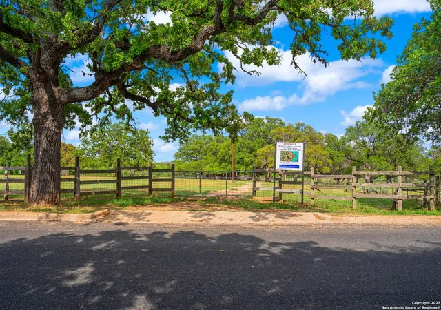 Photo 4 of Land for sale at 1114 Meadowlark Dr, Fredericksburg, TX 78624 | MLS# 1862211 | Listing updated on 2025-05-10