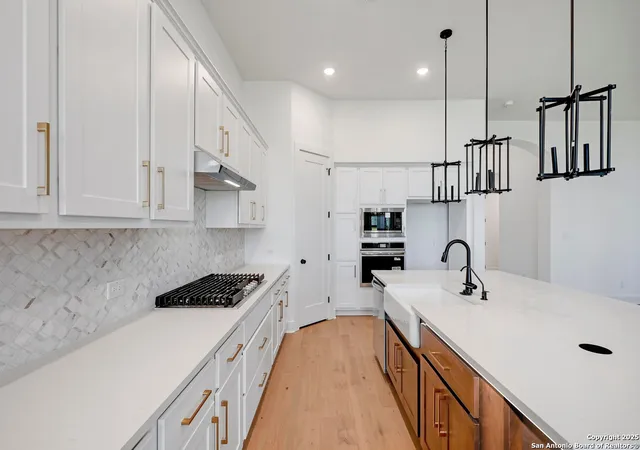 Photo 1 of Sale Pending at 5733 Huron, New Braunfels, TX 78130 | MLS# 1862228 | Listing updated on 2025-09-08