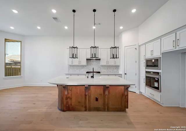 Photo 3 of Sale Pending at 5733 Huron, New Braunfels, TX 78130 | MLS# 1862228 | Listing updated on 2025-09-08