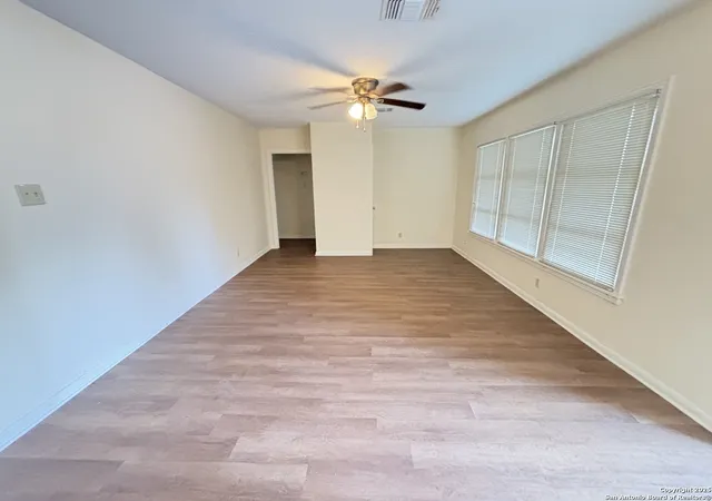 Photo 3 of Single family home for sale at 523 Weizmann, San Antonio, TX 78213 | MLS# 1862232 | Listing updated on 2025-11-24