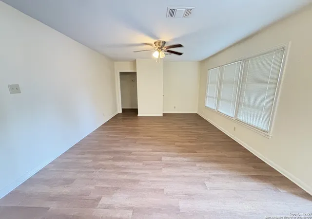 Photo 3 of Single family home for sale at 523 Weizmann, San Antonio, TX 78213 | MLS# 1862232 | Listing updated on 2025-11-24