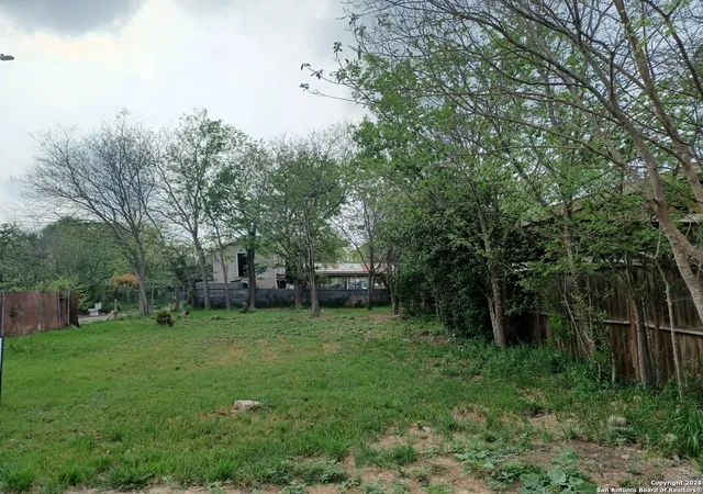 2nd image of 401 Sabinas, San Antonio, TX 78207 | MLS# 1862297