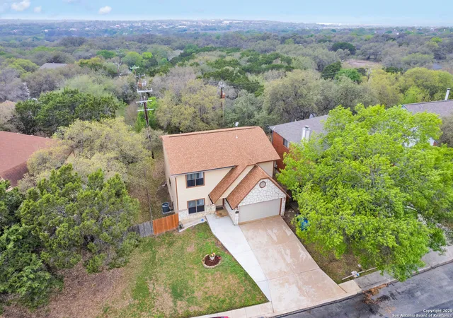 Photo 3 of Single family home for sale at 10311 Arbor Bluff, San Antonio, TX 78240 | MLS# 1862316 | Listing updated on 2025-09-12