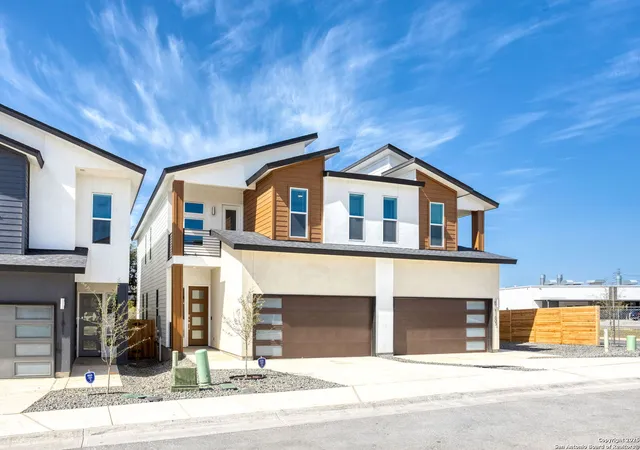 Photo 2 of Single family home for sale at 11882 Zarkava, San Antonio, TX 78230 | MLS# 1862401 | Listing updated on 2025-06-13