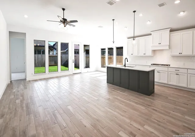 Photo 3 of Sale Pending at 1828 Windward Way, Seguin, TX 78155 | MLS# 1862430 | Listing updated on 2025-12-01