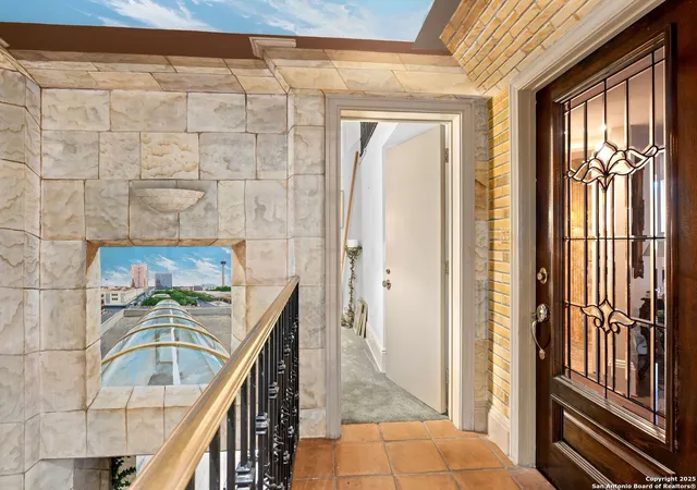 Listing Photo 5 - Condo for sale in building located at 211 N Presa St, San Antonio, TX 78205 - Unit #2