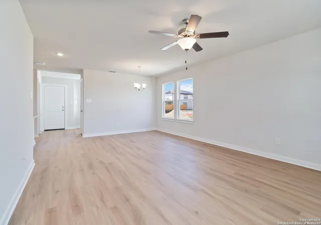 Photo 3 of Sale Pending at 5930 Willow Point Blvd, San Antonio, TX 78219 | MLS# 1862505 | Listing updated on 2025-10-24