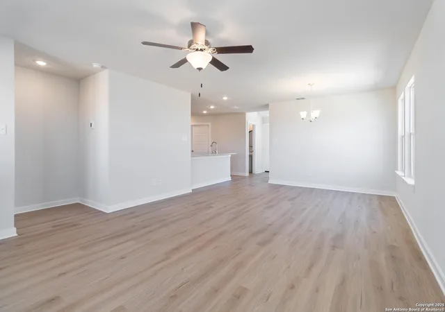 Photo 4 of Sale Pending at 5930 Willow Point Blvd, San Antonio, TX 78219 | MLS# 1862505 | Listing updated on 2025-10-24