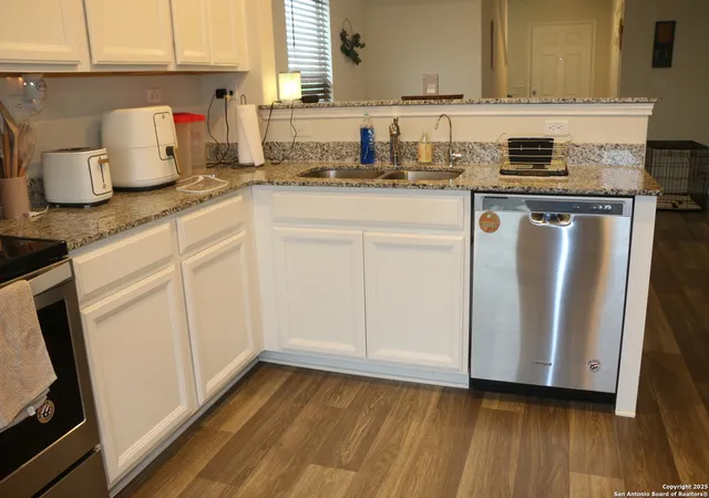 Photo 3 of Single family home for sale at 6002 Bluestem Way, San Antonio, TX 78218 | MLS# 1862533 | Listing updated on 2025-05-11