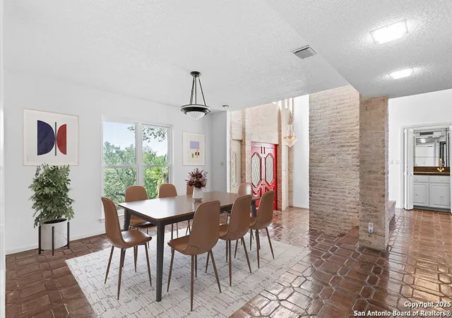 Photo 3 of Sale Pending at 11402 Mission Tr St, San Antonio, TX 78230 | MLS# 1862648 | Listing updated on 2025-10-29