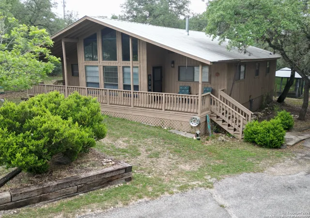3rd image of 104 Dorothy St, Lakehills, TX 78063 | MLS# 1862650