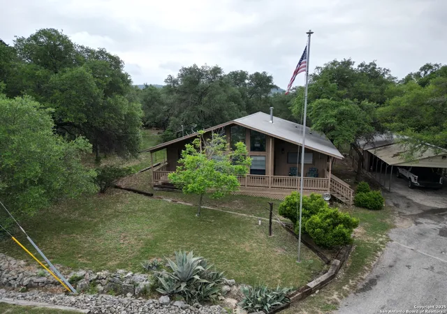 5th image of 104 Dorothy St, Lakehills, TX 78063 | MLS# 1862650