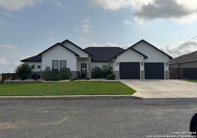 2nd image of 116 Park Heights, Poth, TX 78147 | MLS# 1862700