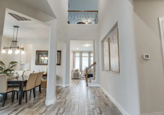 Photo 3 of Single family home for sale at 108 Tiltwood Ct, Boerne, TX 78006 | MLS# 1862766 | Listing updated on 2025-07-26