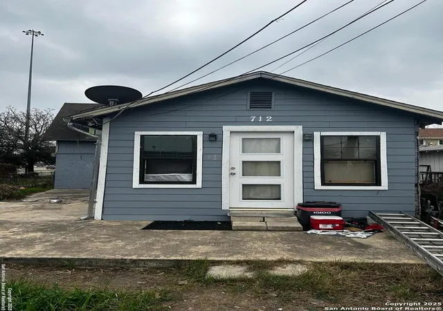 Photo 1 of Single family home for sale at 712 Green, San Antonio, TX 78225 | MLS# 1862847 | Listing updated on 2025-11-15
